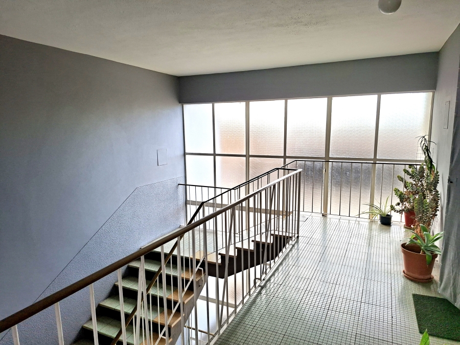 2 Bedroom Property for Sale in Uitenhage Central Eastern Cape